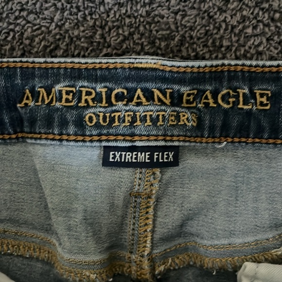 American Eagle Men's Extreme Flex Relaxed Straight Jeans 31x32 - Picture 2 of 11
